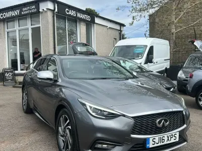 Used Infiniti Q30 Premium 109 HP (80 kW) 2016 Grey Hatchback