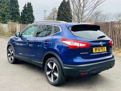 Used Nissan Qashqai N-Connecta 110 HP (80 kW) 2016 Blue SUV