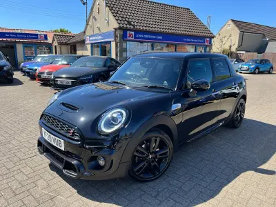 Usado Mini Cooper S Hatch 2020 Preto Citadino