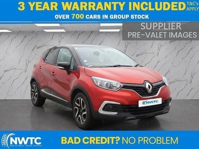 Used Renault Captur Iconic 90 HP (66 kW) 2019 Red/black SUV