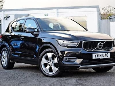 Used Volvo XC40 Momentum 150 HP (110 kW) 2019 Black SUV