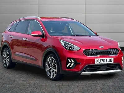 Used Kia Niro 139 HP (102 kW) 2020 Runway red SUV