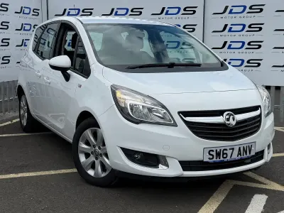 Used Vauxhall Meriva 100 HP (73 kW) 2017 White MPV