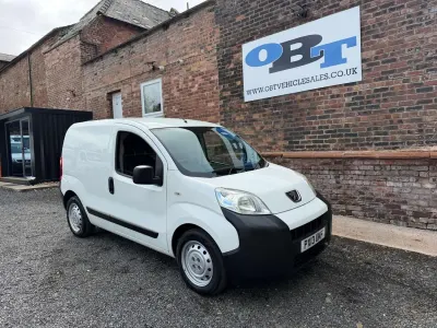 Gebraucht Peugeot Bipper S 75 PS (55 kW) 2013 Weiß Van / Kleinbus