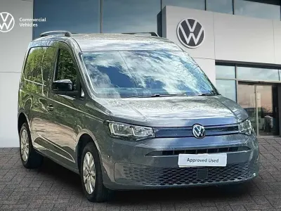 Begagnad VW Caddy Pro 122 HK (89 kW) 2024 Grå Minibuss