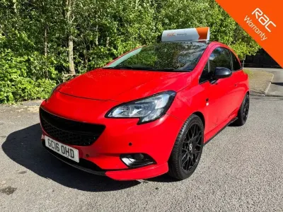 Używany Vauxhall Corsa Edition 90 KM (66 kW) 2016 Czerwony Hatchback