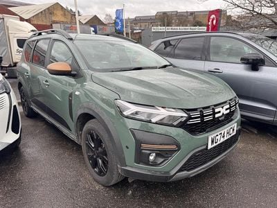 Used Dacia Jogger Extreme 2024 Green MPV