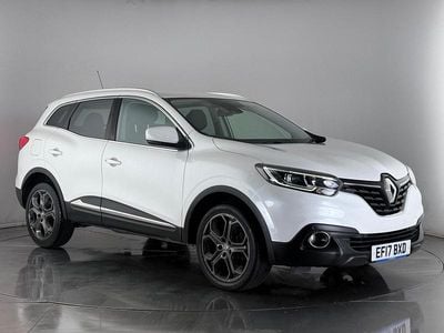White Used 2017 Renault Kadjar Dynamique SUV | £8,450 (Fair price)