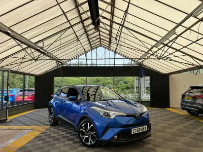 Second-hand Toyota C-HR Design 122 CP (89 kW) 2019 Albastru SUV