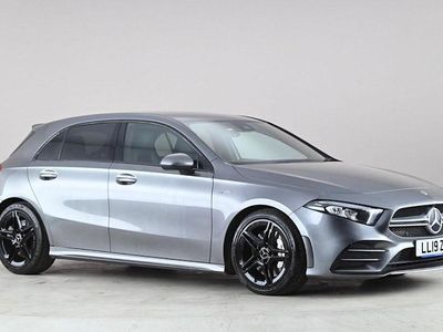 Usado Mercedes A35 AMG AMG 306 HP (225 kW) 2019 Cinzento Citadino