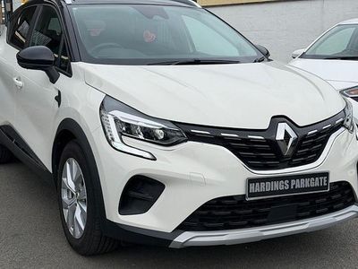 Used Renault Captur Iconic 131 HP (96 kW) 2020 White/black SUV