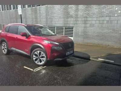 Used Nissan X-Trail N-Connecta 155 HP (114 kW) 2023 Red SUV