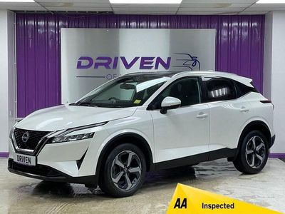 White Used 2022 Nissan Qashqai N-Connecta SUV | £12,700 (Fair price)