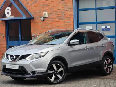 Used Nissan Qashqai N-Connecta 130 HP (95 kW) 2017 Silver SUV