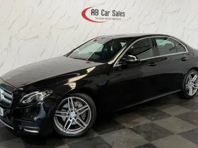 Begagnad Mercedes E220 AMG line 2016 Svart Sedan
