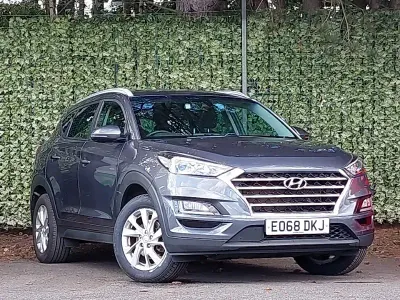 Used Hyundai Tucson SE 132 HP (97 kW) 2018 Grey SUV