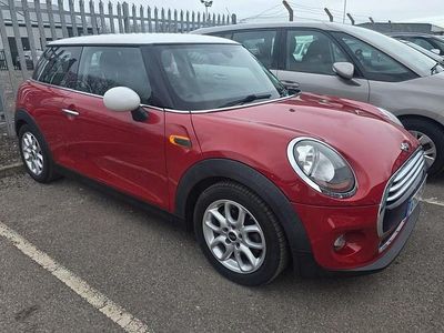 Red Used 2016 Mini Cooper Hatch Hatchback | £9,995 (Fair price)