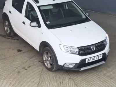 Used Dacia Sandero Essentiel 90 HP (66 kW) 2020 White Hatchback