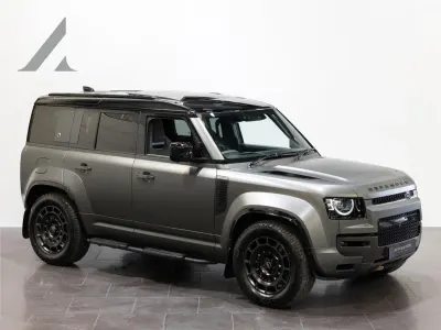 Used Land Rover Defender S 626 HP (460 kW) 2025 Green SUV