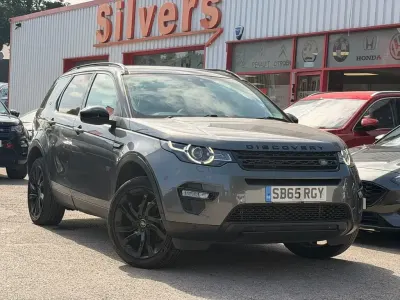 Used Land Rover Discovery 4 HSE Luxury 180 HP (132 kW) 2015 Grey SUV