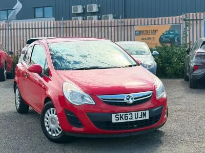 Used Vauxhall Corsa S 65 HP (47 kW) 2013 Red Hatchback