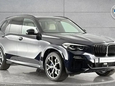 Usado BMW X5 M Sport 335 HP (246 kW) 2021 Preto SUV