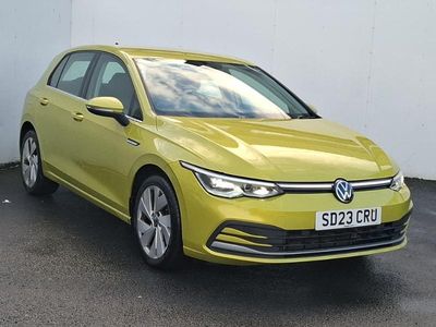 Used VW Golf VIII Style 150 HP (110 kW) 2023 Yellow Hatchback