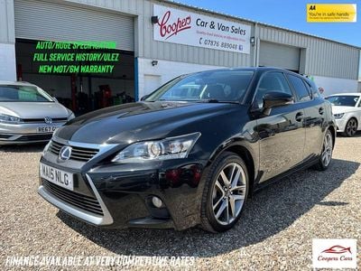 Lexus CT200h