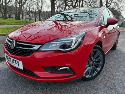 Used Vauxhall Astra S 150 HP (110 kW) 2019 Red Hatchback