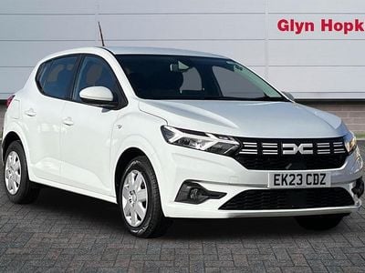 Used Dacia Sandero Expression 91 HP (66 kW) 2023 White Hatchback