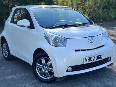 Toyota iQ