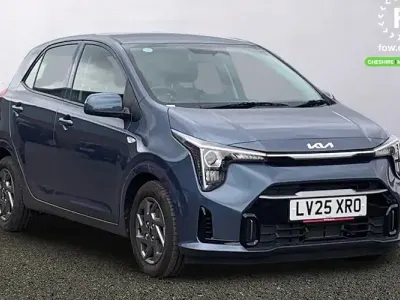 Used Kia Picanto 63 HP (46 kW) 2024 Blue Hatchback