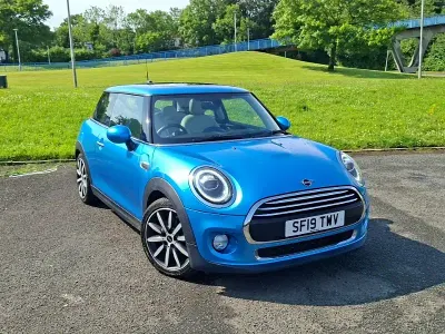 Used Mini Cooper Exclusive 136 HP (100 kW) 2019 Blue Hatchback
