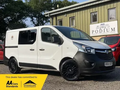 Used Vauxhall Vivaro 90 HP (66 kW) 2014 White MPV