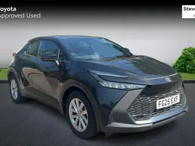 Used Toyota C-HR 140 HP (102 kW) 2025 Black SUV