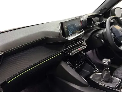 Second-hand Peugeot 2008 GTi 128 CP (94 kW) 2022 Portocaliu SUV