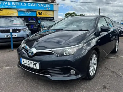 Usado Toyota Auris Hybrid