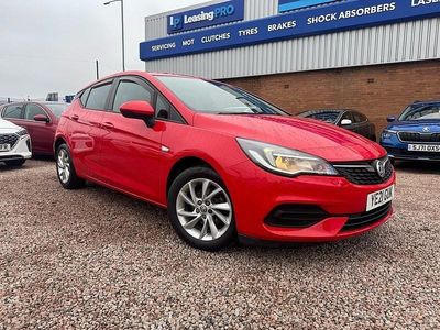 Used Vauxhall Astra Business Edition 105 HP (77 kW) 2021 Red Hatchback