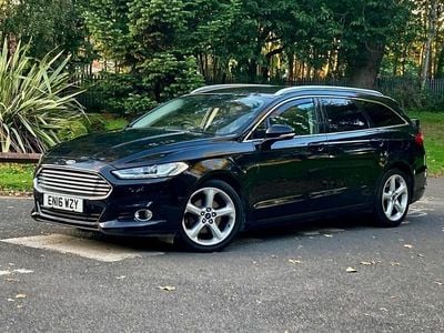Used Ford Mondeo Titanium 160 HP (117 kW) 2016 Black Estate