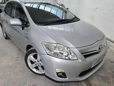 Usado Toyota Auris Hybrid 2010
