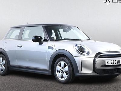 Używany Mini Cooper Classic 134 KM (98 kW) 2023 Srebrny Hatchback