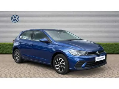 Used VW Polo Life 95 HP (69 kW) 2023 Blue Hatchback
