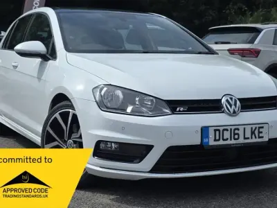 Used VW Golf VII R-line Edition 150 HP (110 kW) 2016 White Hatchback