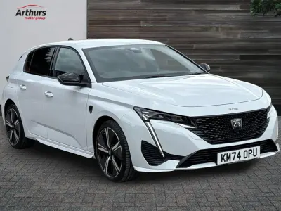 Used Peugeot 308 GT 130 HP (95 kW) 2024 White Hatchback