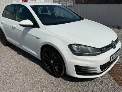 Used VW Golf VII GTD 184 HP (135 kW) 2016 White Hatchback