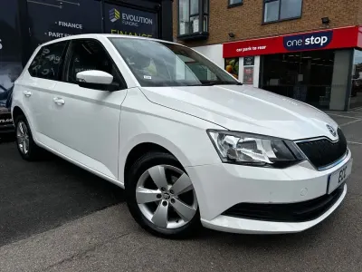 Used Skoda Fabia SE 75 HP (55 kW) 2016 White Hatchback