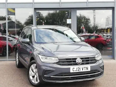 Used VW Tiguan Life 150 HP (110 kW) 2021 Grey SUV