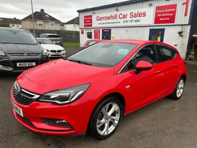 Używany Vauxhall Astra SRi 150 KM (110 kW) 2016 Czerwony Hatchback