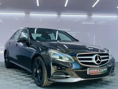 Käytetty Mercedes E220 SE 177 HP (130 kW) 2015 Musta Sedan