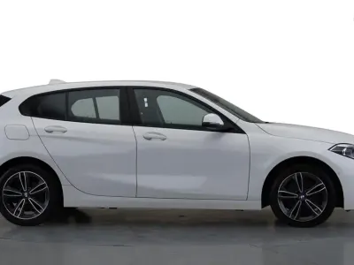 Used BMW 118 Sport Line 2021 White Hatchback